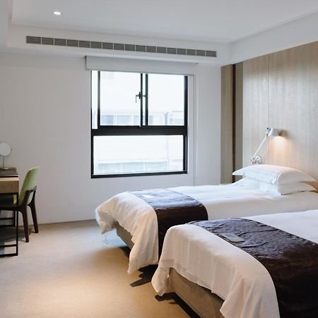 Gogo Hotel Тайджун Екстериор снимка