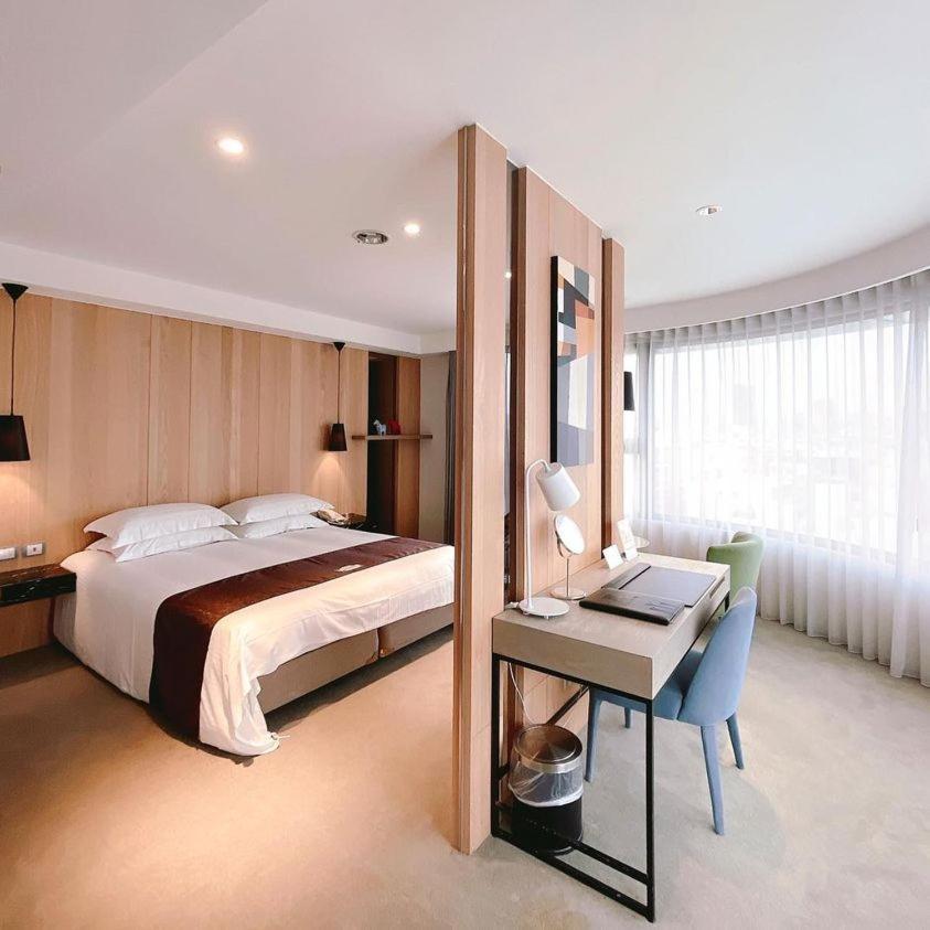 Gogo Hotel Тайджун Стая снимка