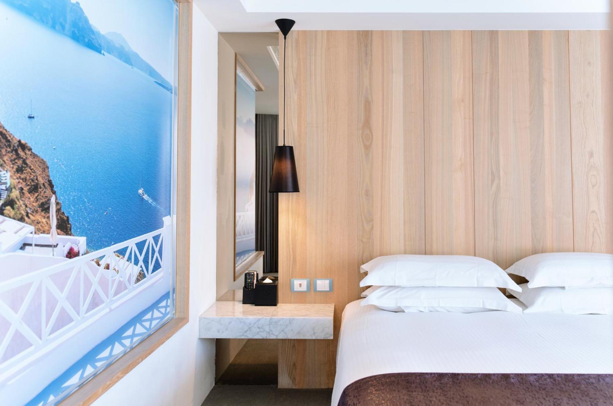 Gogo Hotel Тайджун Стая снимка